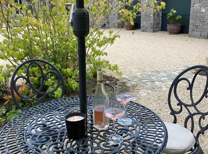 The Garden At The Courtyard,townley Hall Appartement